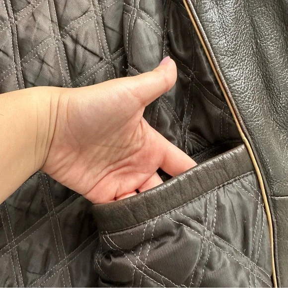 St. John's Bay Vintage Dark Brown 100% Leather Jacket - Picture 8 of 16